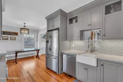 210 Roosevelt Avenue, Avon by the Sea, NJ 07717 - Photo 16