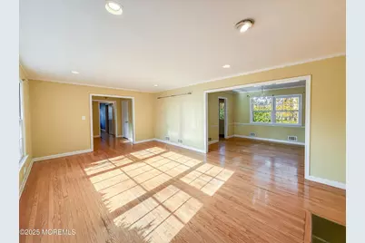 35 Woodland Drive, Middletown, NJ 07748 - Photo 12