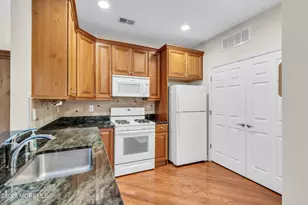 516 Sophee Ln, Lakewood, NJ 08701 - Photo 4