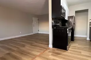 12 Manchester Ct, Freehold, NJ 07728 - Photo 8