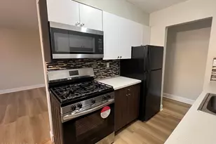 12 Manchester Ct, Freehold, NJ 07728 - Photo 6