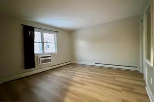 12 Manchester Ct, Freehold, NJ 07728 - Photo 12