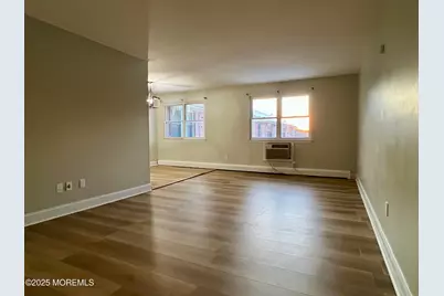12 Manchester Court #H, Freehold, NJ 07728 - Photo 4