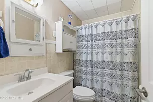 546 Princess Ct, Toms River Township, NJ 08753 - Photo 8