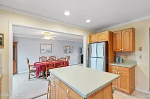 28 Cherry Ln, Howell Township, NJ 07731 - Photo 10