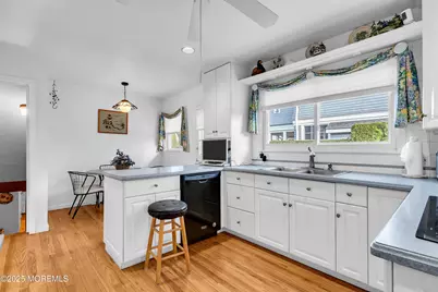 417 Brooklyn Boulevard, Sea Girt, NJ 08750 - Photo 18