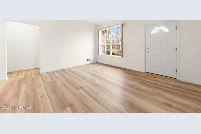 33 Deerchase Lane, Lakewood, NJ 08701 - Photo 6