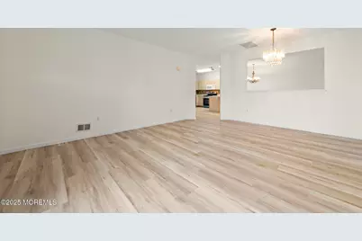 33 Deerchase Lane, Lakewood, NJ 08701 - Photo 8