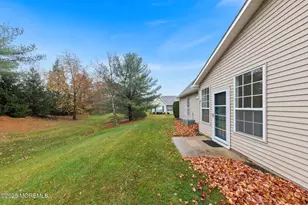 33 Deer Chase Ln, Lakewood, NJ 08701 - Photo 38