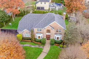 24 Oxford Dr, Ocean Twp, NJ 07712 - Photo 2