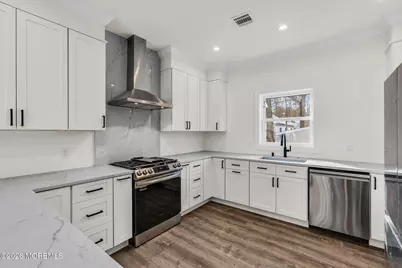 318 E Cape May Avenue, Ocean Gate, NJ 08740 - Photo 26