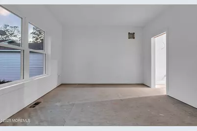 318 E Cape May Avenue, Ocean Gate, NJ 08740 - Photo 10