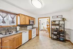 411 Pacific Ave, Beachwood, NJ 08722 - Photo 6