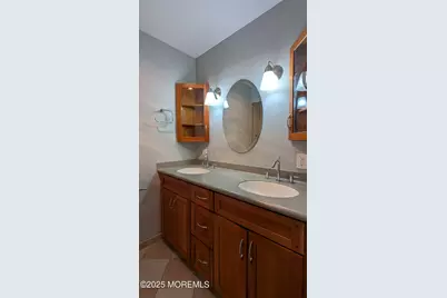 53 Thorne Lane, Matawan, NJ 07747 - Photo 14