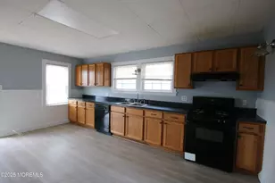 58 Monmouth Rd, Eatontown, NJ 07724 - Photo 6