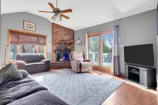 25 Concord Cir, Howell Township, NJ 07731 - Photo 8