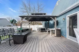 25 Concord Cir, Howell Township, NJ 07731 - Photo 18