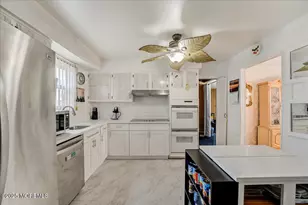 8 Knox Blvd, Neptune Township, NJ 07753 - Photo 12