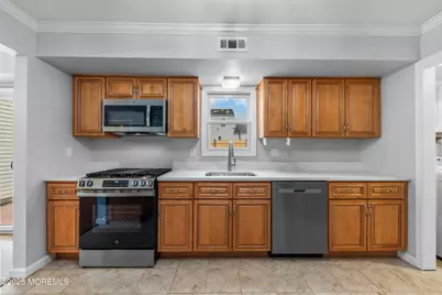 155 Zwolak Court, South Plainfield, NJ 07080 - Photo 14