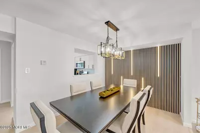 34 Portland Place, Morganville, NJ 07751 - Photo 8