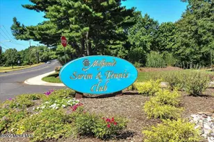 34 Portland Pl, Morganville, NJ 07751 - Photo 36