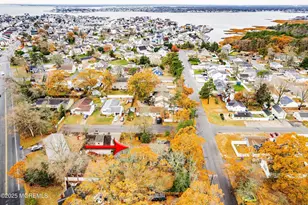 21 Bay View Dr, Brick, NJ 08723 - Photo 2