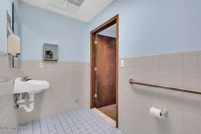 1 Dag Hammarskjold Boulevard, Howell Township, NJ 07728 - Photo 30