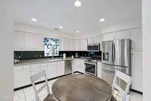 7 Regent Square, Jackson, NJ 08527 - Photo 2
