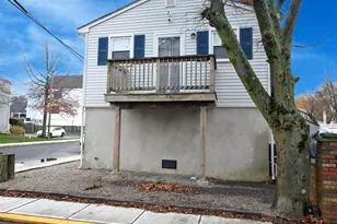 25 Beach Blvd, Highlands, NJ 07732 - Photo 2