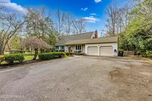 6 Friar Tuck Dr, Medford, NJ 08055 - Photo 2