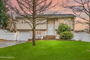 620 Hillside Dr, Toms River Township, NJ 08753 - Photo 1