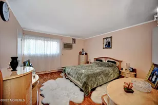 131 Amberly Dr, Manalapan Township, NJ 07726 - Photo 12