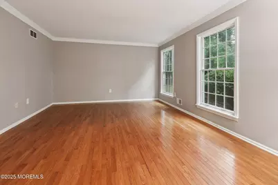 8 Aspen Court, Holmdel, NJ 07733 - Photo 4