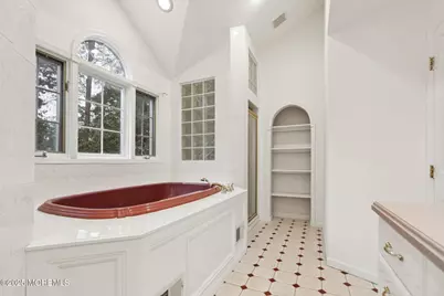 8 Aspen Court, Holmdel, NJ 07733 - Photo 32