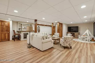 8 Aspen Ct, Holmdel, NJ 07733 - Photo 42