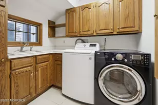 8 Aspen Ct, Holmdel, NJ 07733 - Photo 26