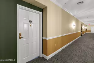 325 Regency Pl, Woodbridge Township, NJ 07095 - Photo 6
