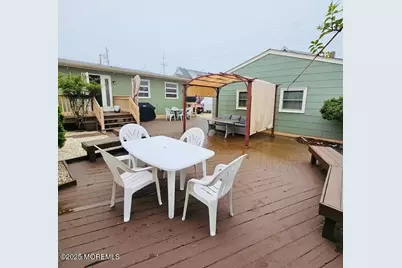 138 10th Avenue, Seaside Park, NJ 08752 - Photo 2