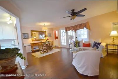 101 Hancock Court, Red Bank, NJ 07701 - Photo 8