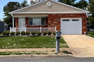 7 Carlsbad Dr, Toms River Township, NJ 08757 - Photo 1