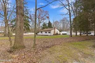 342 Colts Neck Rd, Farmingdale, NJ 07727 - Photo 4