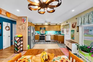 588A Lake Point Dr, Lakewood, NJ 08701 - Photo 16