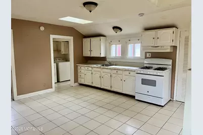 52 Shoreland Terrace, North Middletown, NJ 07748 - Photo 4