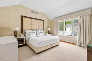 251 Park Ave, Oakhurst, NJ 07755 - Photo 32