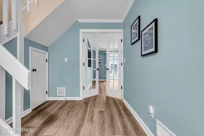 303 Spinnaker Way, Neptune Township, NJ 07753 - Photo 6