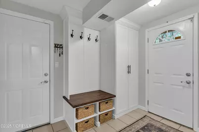 31 Winthrop Drive, Manalapan Township, NJ 07726 - Photo 10