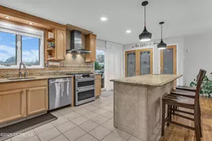 31 Winthrop Dr, Manalapan Township, NJ 07726 - Photo 18