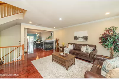 27 Pate Drive, Middletown, NJ 07748 - Photo 2