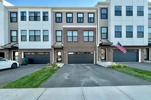 32 Mariveles Wy, Tinton Falls, NJ 07724 - Photo 1