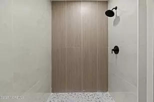 84 Parkway Dr, Freehold, NJ 07728 - Photo 16